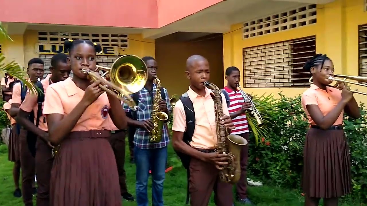 Fanfare collège Évangélique de Simon ''Les anges dans nos campagnes ''28-11-2022