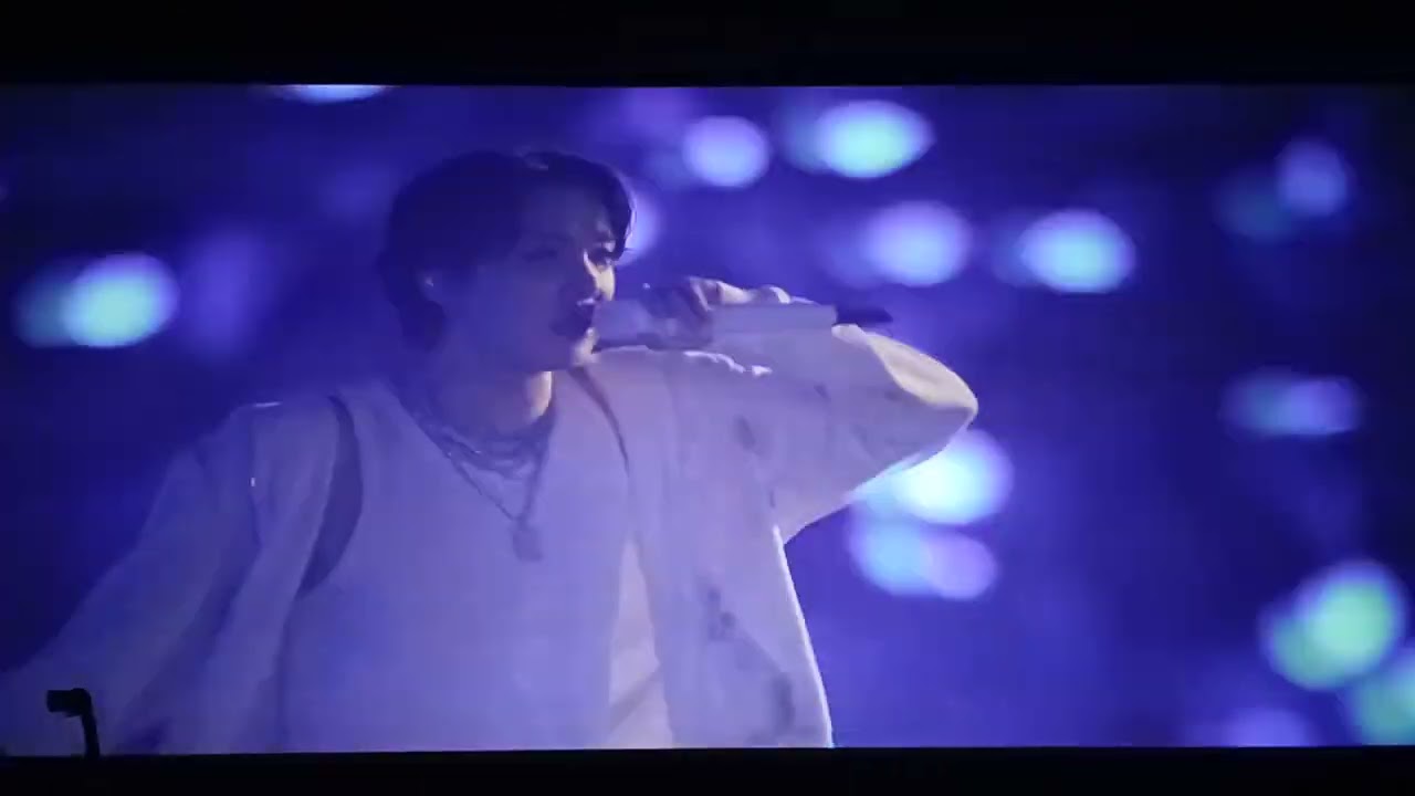 Sheer E N E R G Y YYYYYYYYYYYYYYYYYYYYYYY!!!!!!! (WHERE does he get ALL this energy?)