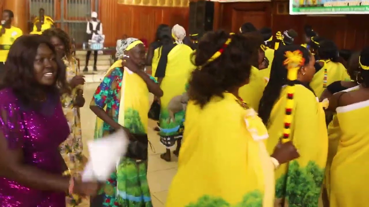 CHIE-LANG PARTY IN NAIROBI.