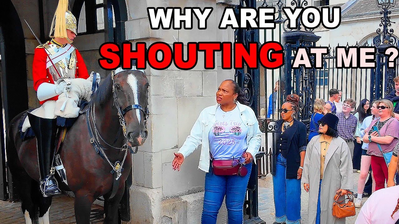😡‼️Disrespect Turns to Drama: Tourist Argues with the Guard...!