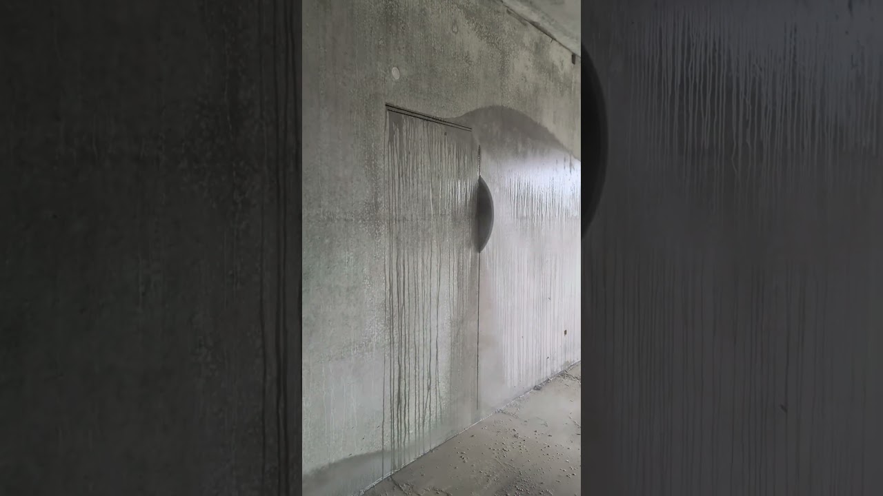 Cutting a door opening in a concrete wall with Hilti DST 20-CA 2.