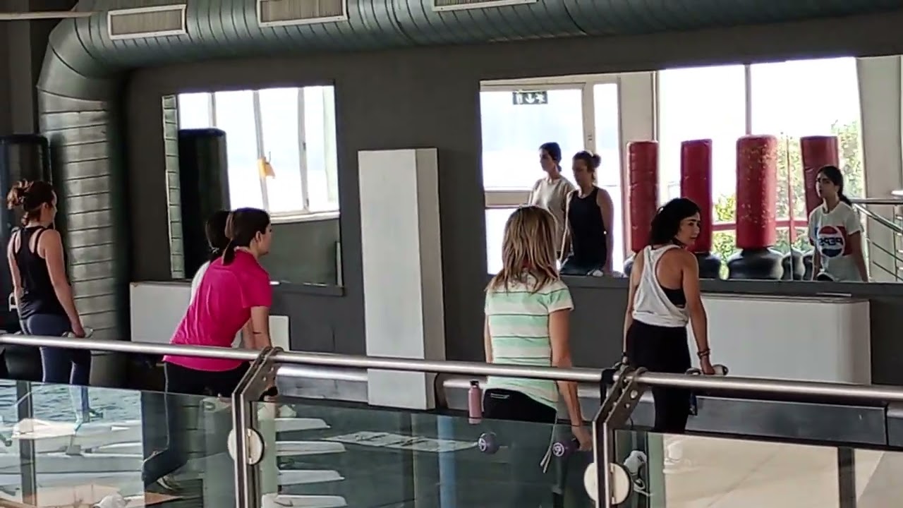 Corso G.A.G... palestra lake fitness Lovere by Simon e Anna 