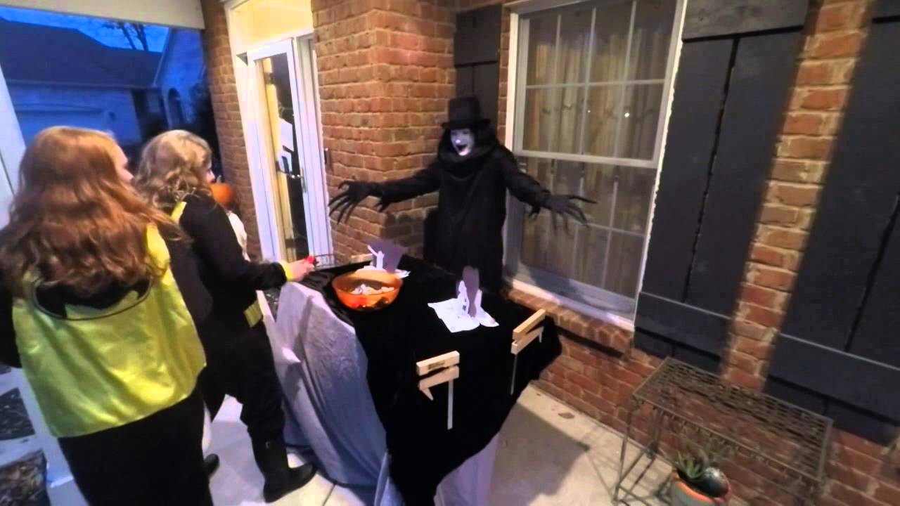 The Babadook Halloween Scare Prank 2015 (HD)
