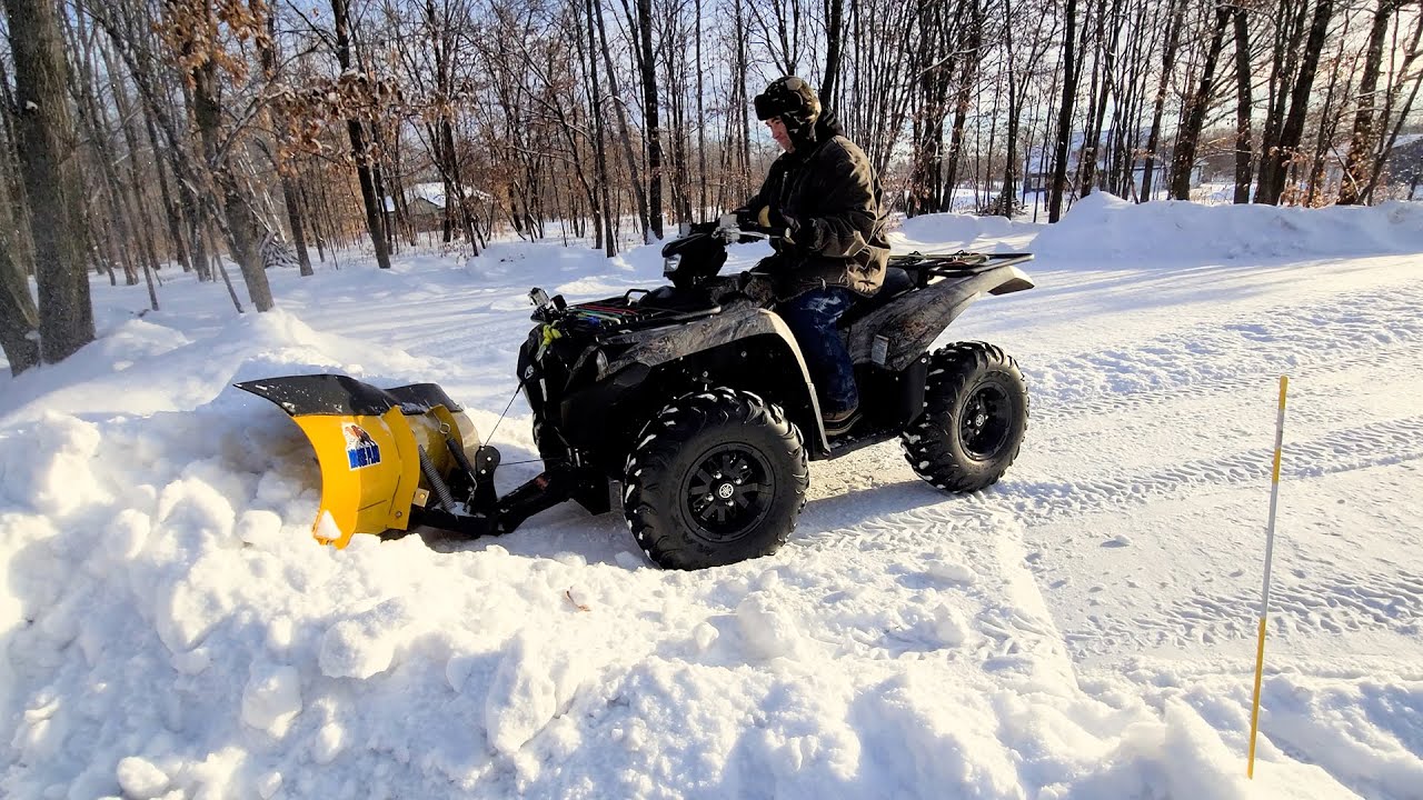 Snow Plowing with a Yamaha Grizzly 700 ATV