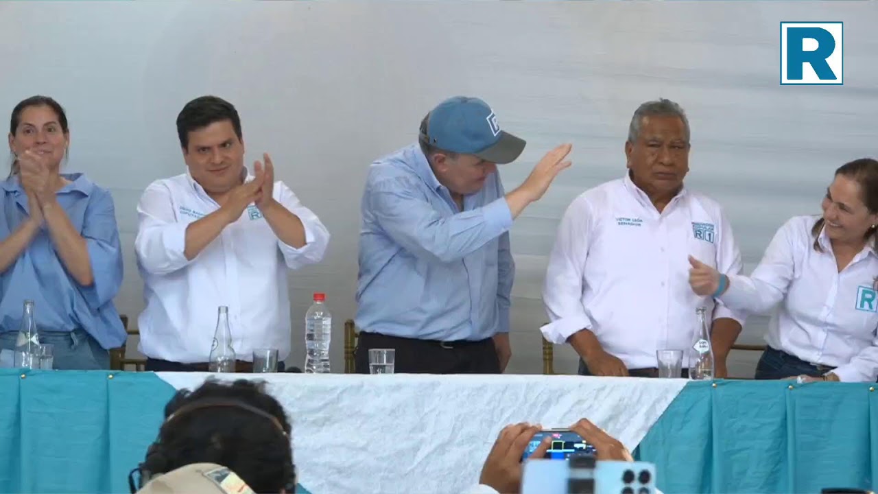 RAFAEL LÓPEZ ALIAGA VISITA CASA GRANDE