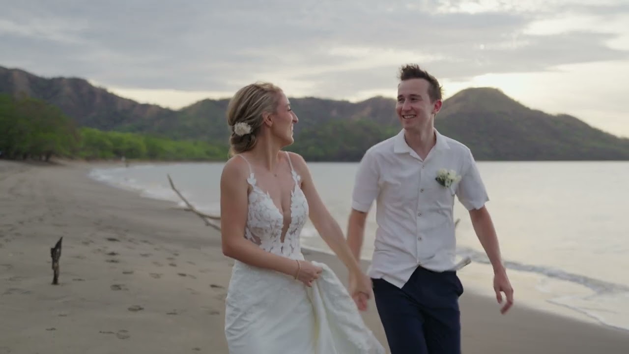 Beach Wedding at Riu Palace Costa Rica | Jada & Cameron&rsquo;s Epic Sunset Celebration