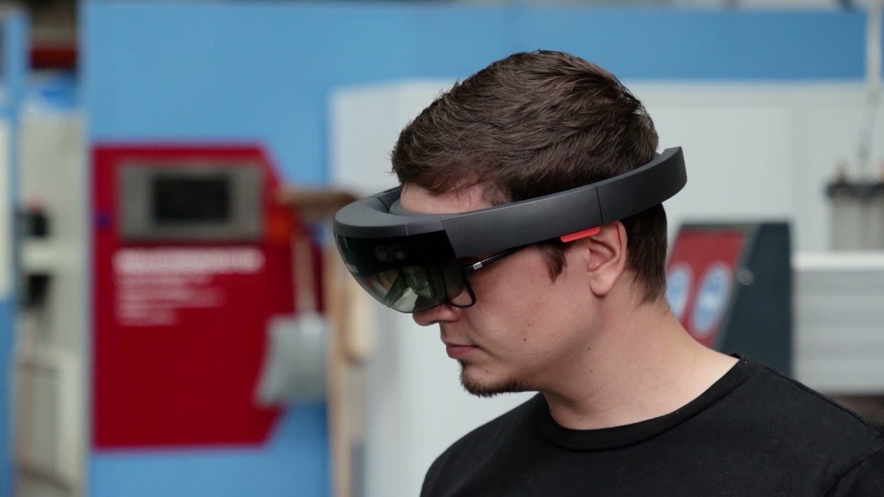 Virtual Product Development - Case Study Design Review with Augmented Reality