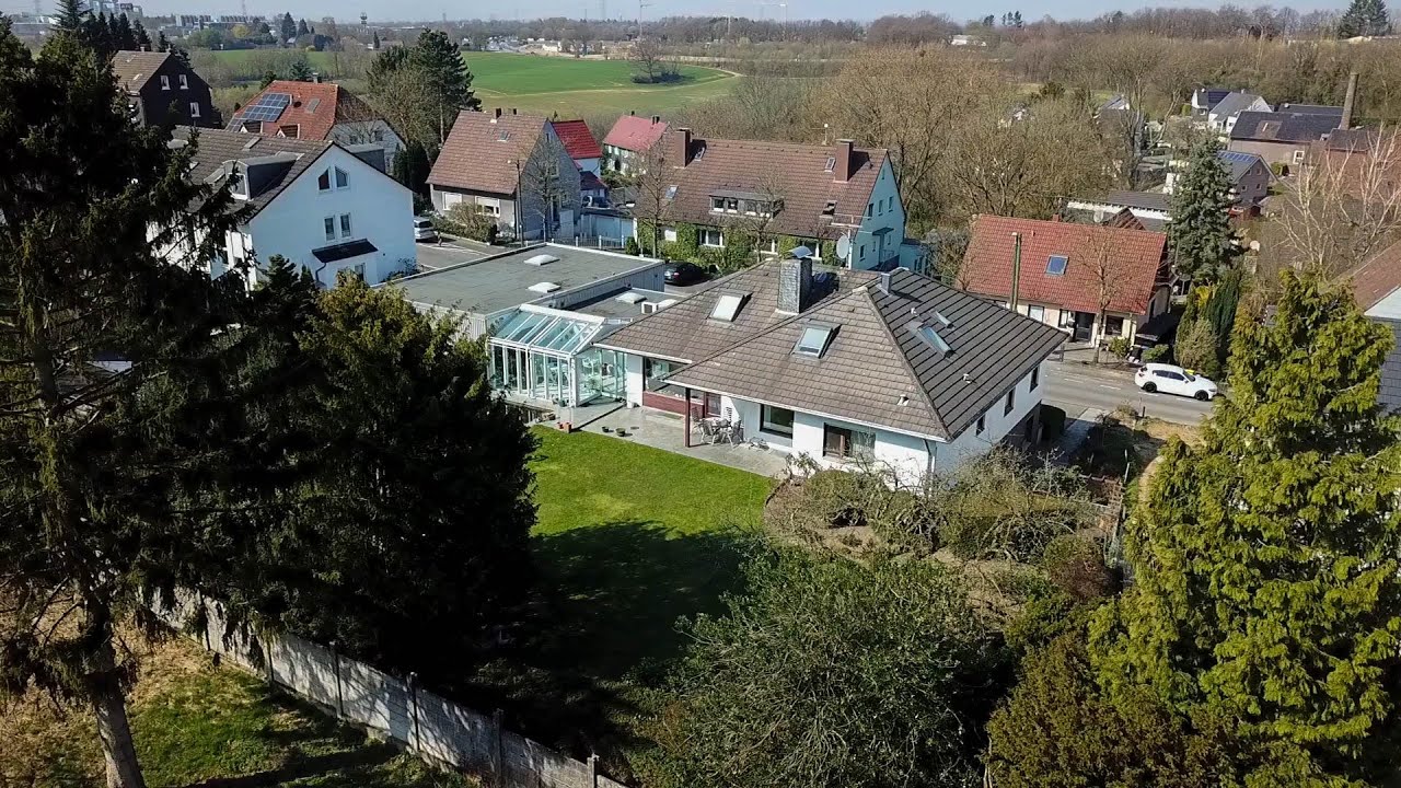 2222 Mehrgenerationenhaus  Solingen - Wald / Gräfrath