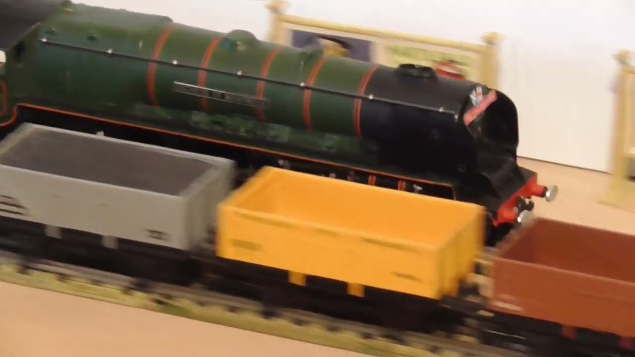Hornby Dublo 3 Rail Running Session