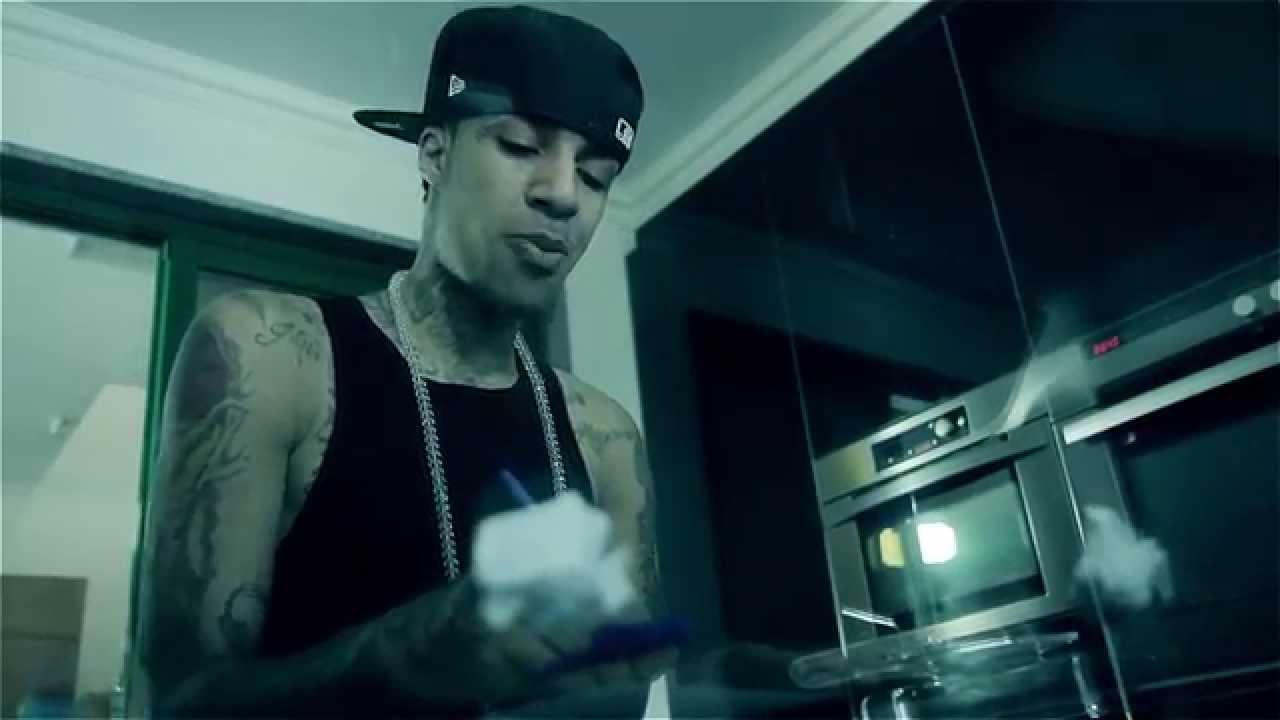 Elji Beatzkilla - Tony feat  Zeca Nha Reinalda(Official Video 2014)