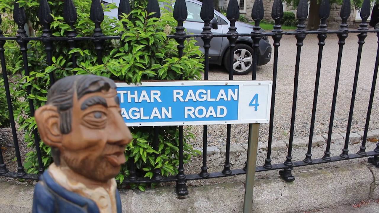 Les Cronins, Shane MacGowan, Joe Rooney et des amis - Je t'aime Irelande (Official Video)