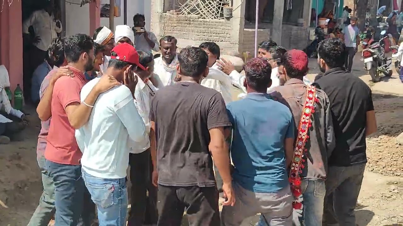 Banjara lengi tu kat chalego nayaka tando lag suno suno
