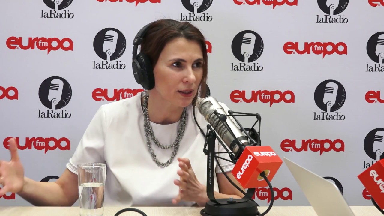 La Radio cu Andreea Esca si Nicoleta Dumitru, una dintre fondatoarele Librariilor Carturesti