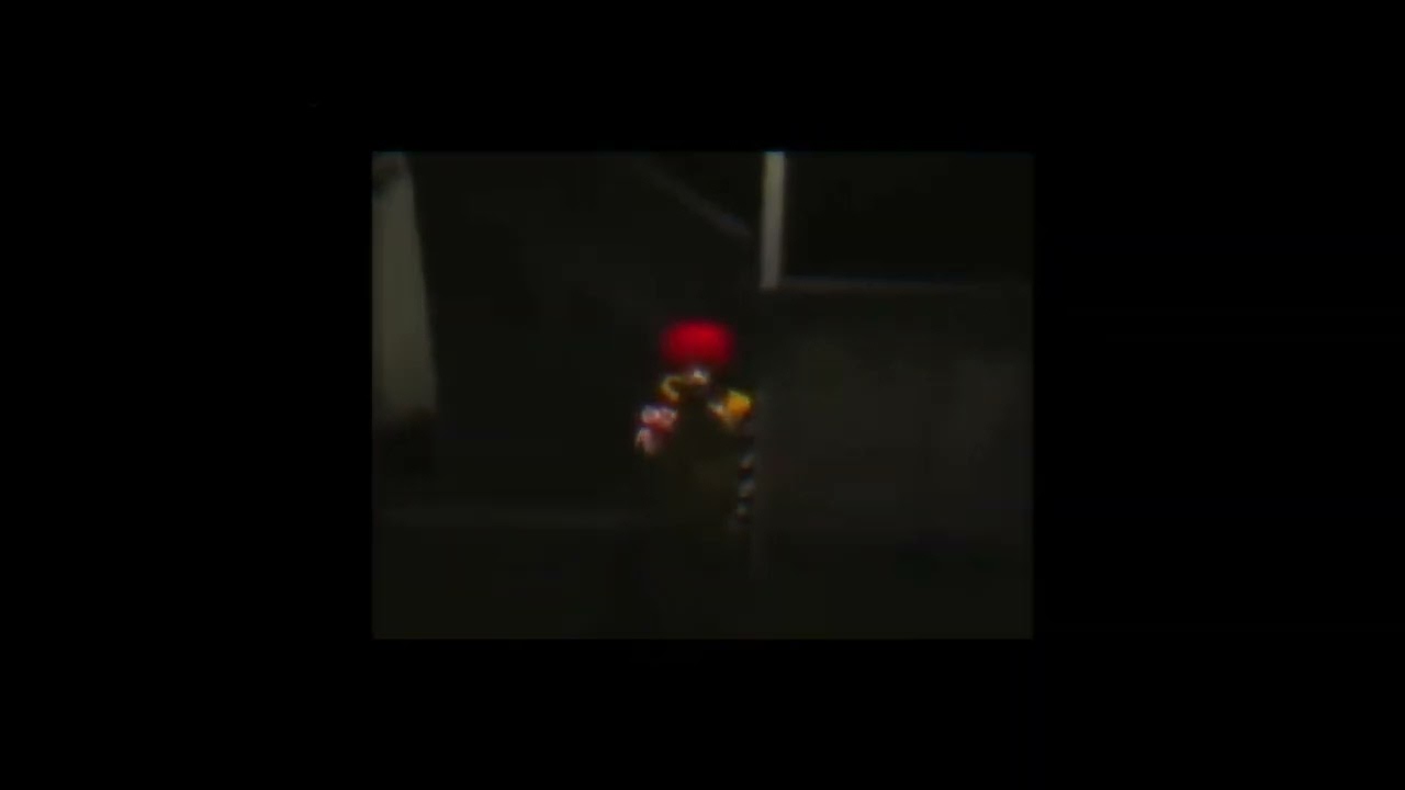 {FLASHING LIGHTS} Dead Air - A delicious smile (Fan Song)