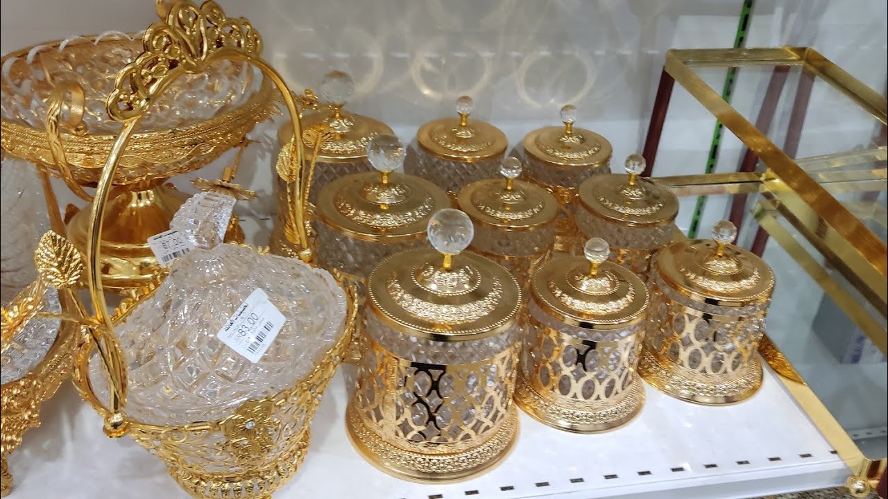 #تخفيضات العائلة الرياض فرع النهضه إشكال جديده من اطباق تقديم الحلا الذهبي والفضي