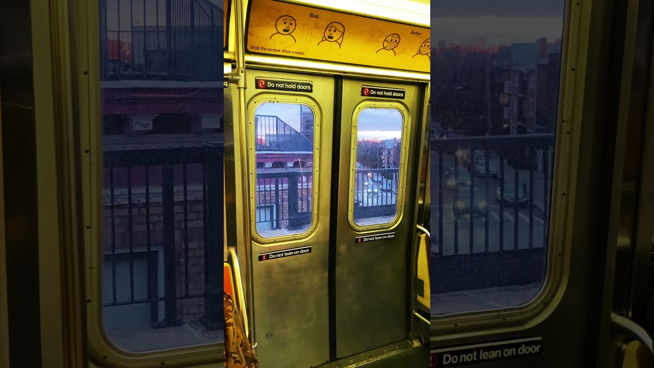 R68 (D) Train 2588 Door chime