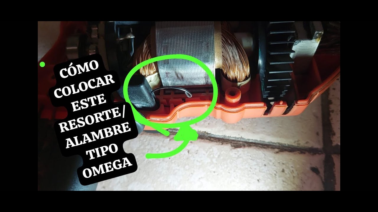 Cómo colocar resorte alambre tipo omega Taladro Black Decker TM505 / 500 etc