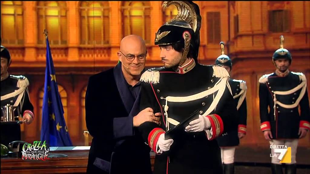 Crozza nel Paese delle Meraviglie - Crozza - Napolitano, il grande sostenitore dell'Europa