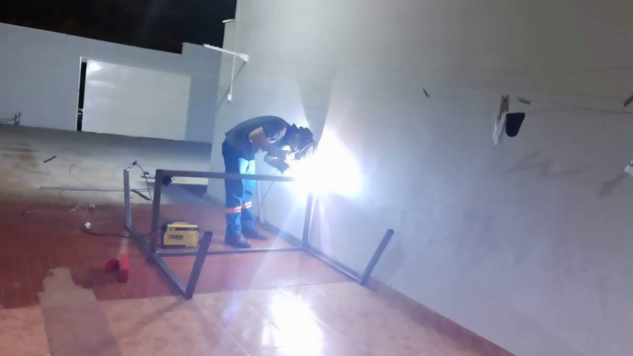 Fabricação de uma futmesa