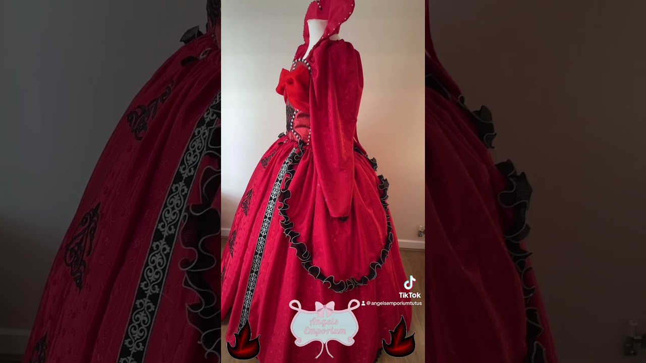 ❤️ The Red Evil Queen Plus Size Halloween Costume Tutu Dress ❤️ #halloween #halloweencostume #etsy