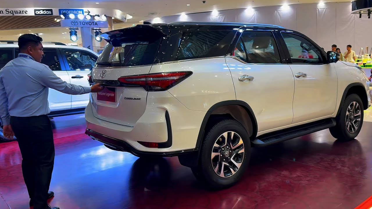 2026 Toyota Fortuner Legender | review interior and exterior 