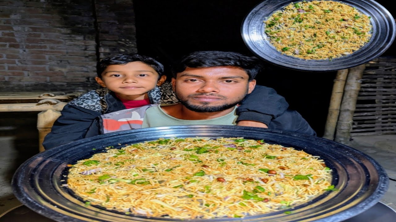 মচমচে ঝুরি ভাজা।
