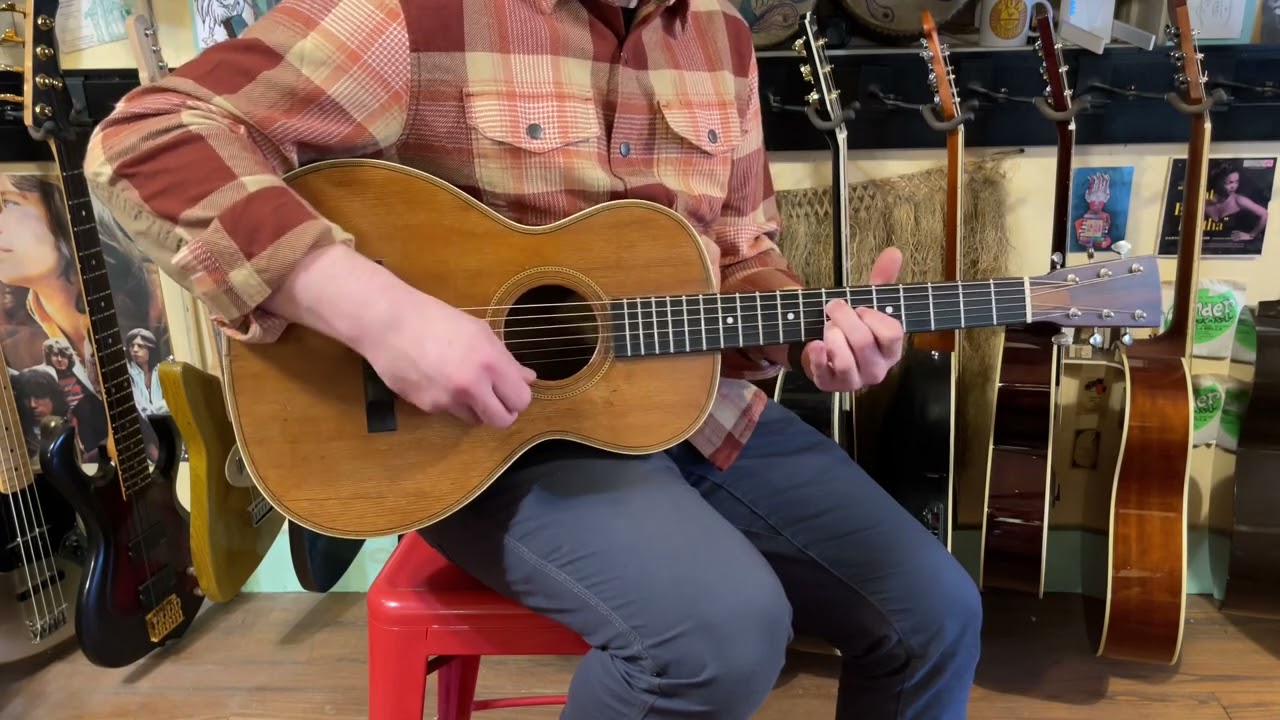 1900s unmarked American oak back/sides parlor guitar
