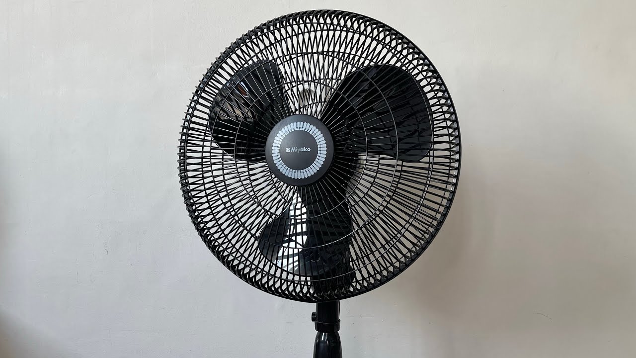 Miyako 16&rdquo; Stand Fan