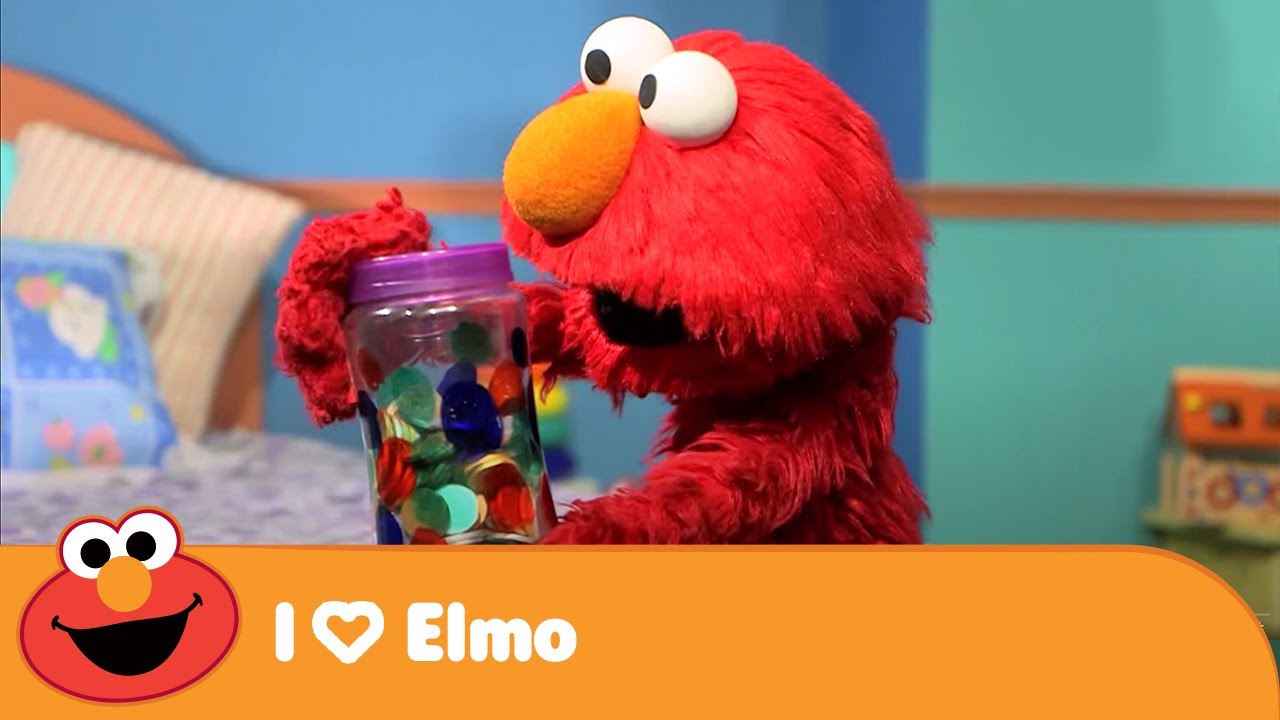 I Love Elmo | Elmo Learns to Save
