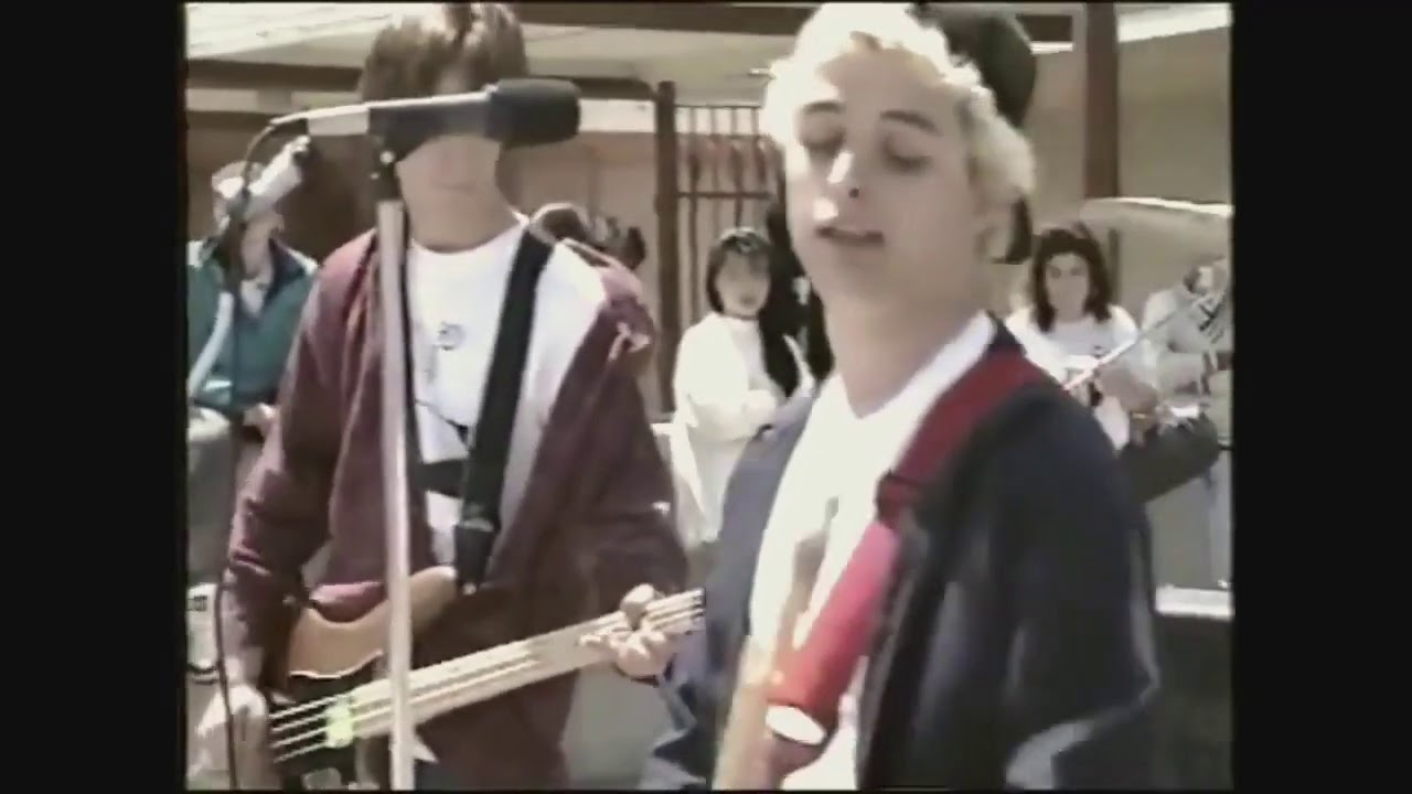 Green Day - Dry Ice (Official Video)