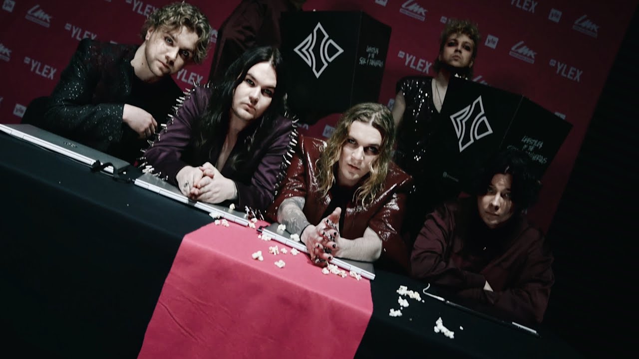 'Bad Idea' TV Premiere & Behind the Scenes