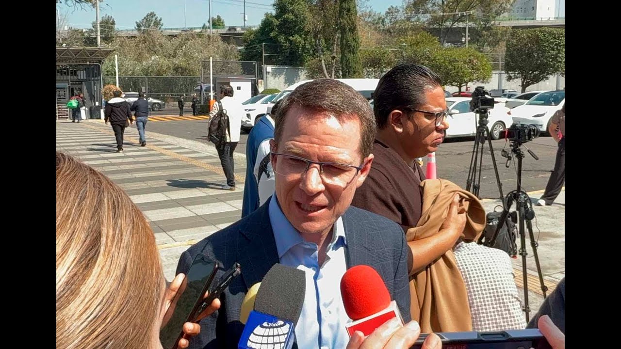 Entrevista al coordinador Ricardo Anaya, al término de la conferencia del dirigente nacional del PAN