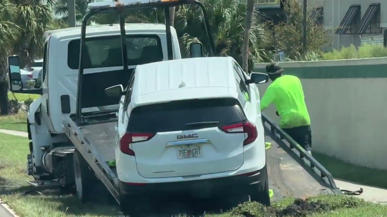 Apollo Beach, Florida - Hurricane Helene Aftermath (Tampa Area)