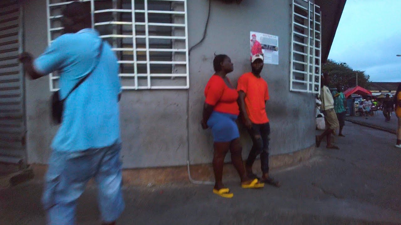 NIGHT IN AFRICAN COMMUNITY BUKOM GHANA ACCRA