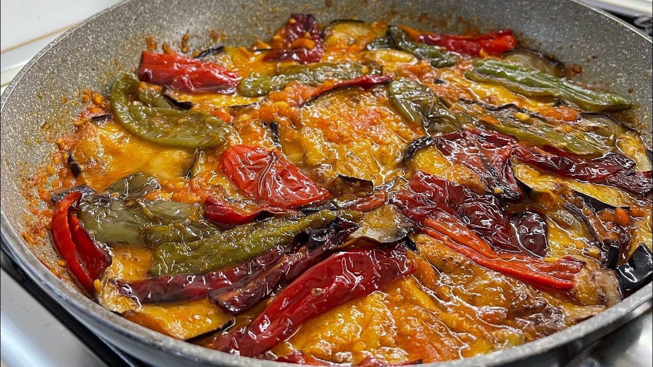 Nessuno conosce questa deliziosa ricetta di melanzane! Melanzane pi&ugrave; gustose che abbia mai mangiato.