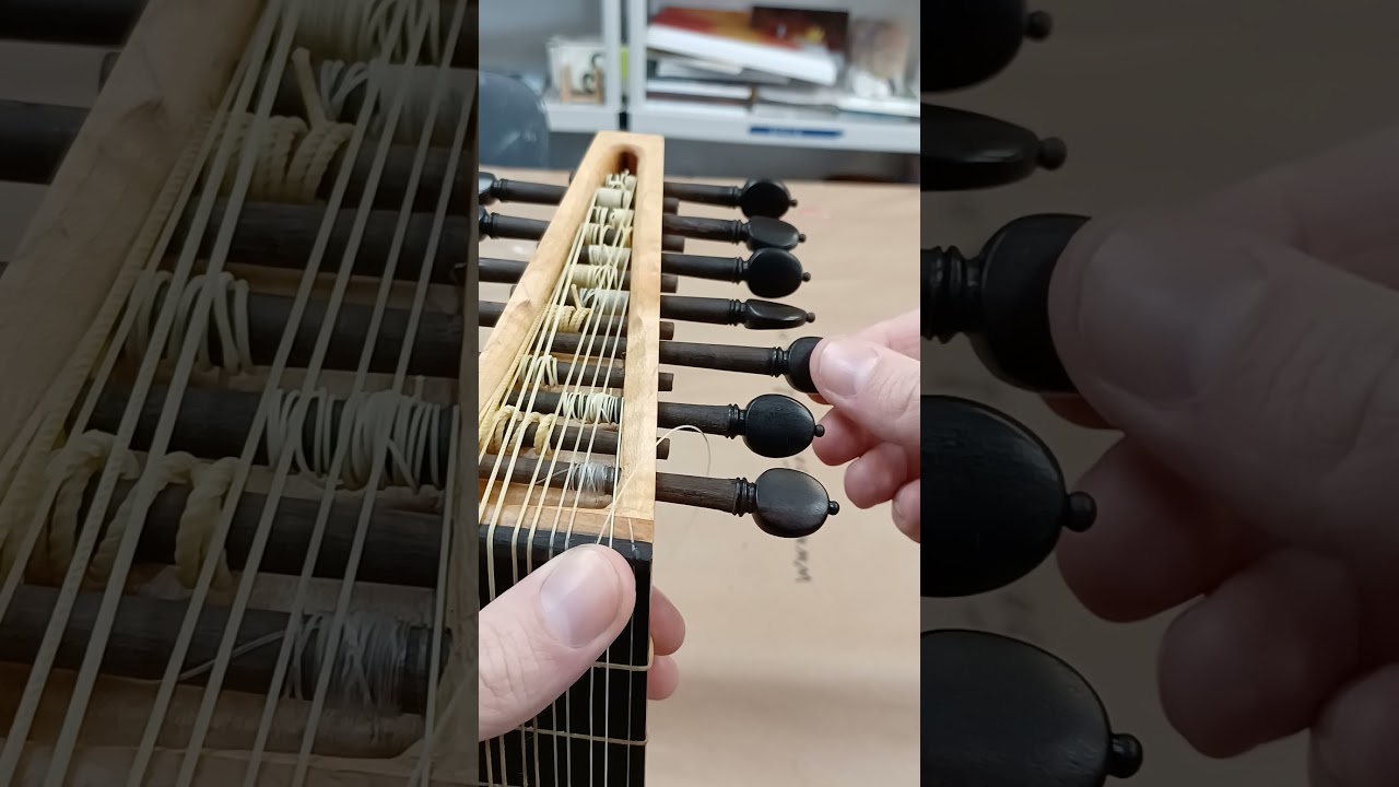 Changing a Lute String - or classical guitar/Ukulele string
