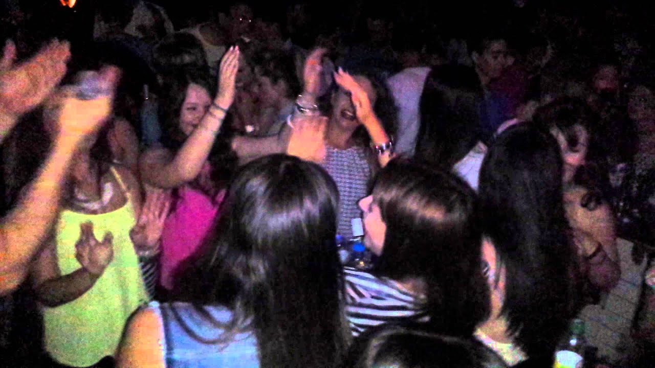 Μάκης Δημάκης - Κανείς δεν είναι κανενός Live HD