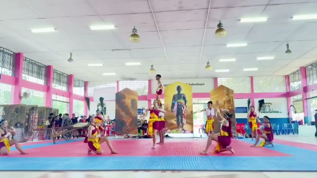 รางวัลชนะเลิศ เหรียญทอง คีตศิลป์มวยไทย ระดับชั้นม.1-3 ปีการศึกษา 2568