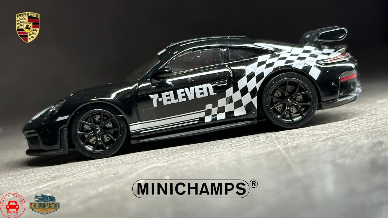 Ultimate Minichamps X 7-11 Porsche GT3 Collection Piece (Black)