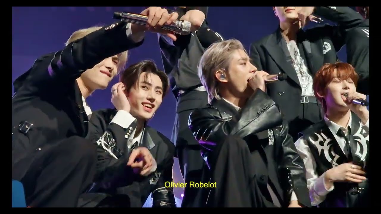 Enhypen 엔하이픈 @ Music Bank in Paris - Polaroid Love - La Défense Arena | Fancam