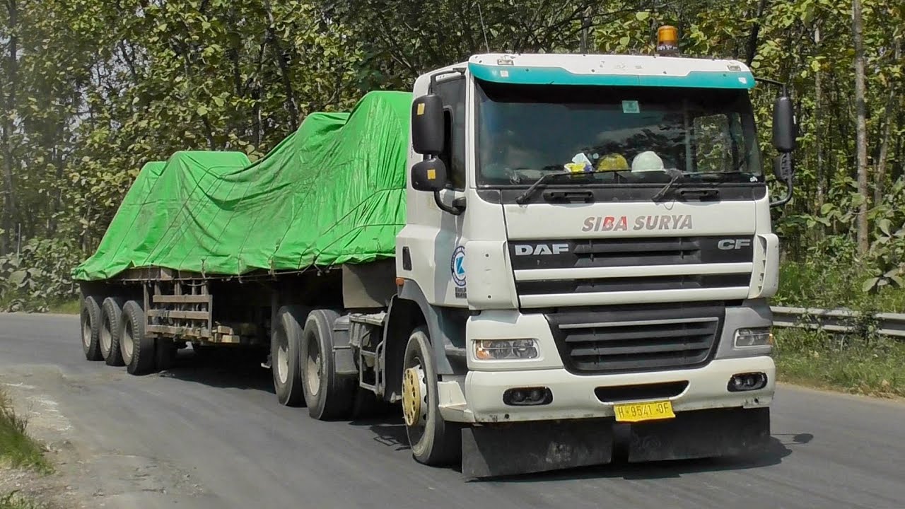 Truck Spotting Pantura Tuban | Jalur Super Panas Full Muatan Berat