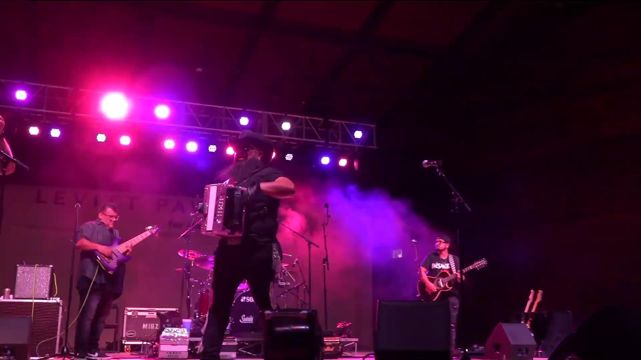 Sunny Sauceda - Live at the Levitt!