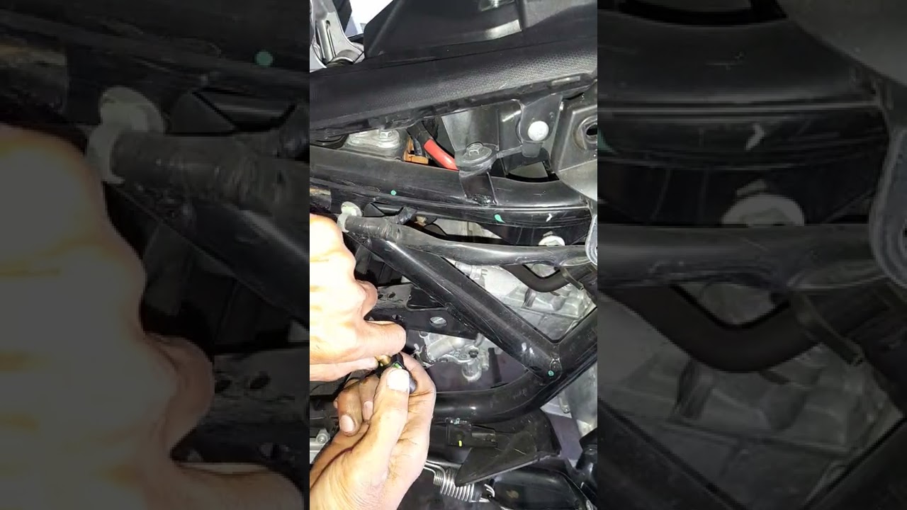 cara lepas soket slang fuel pump nmax