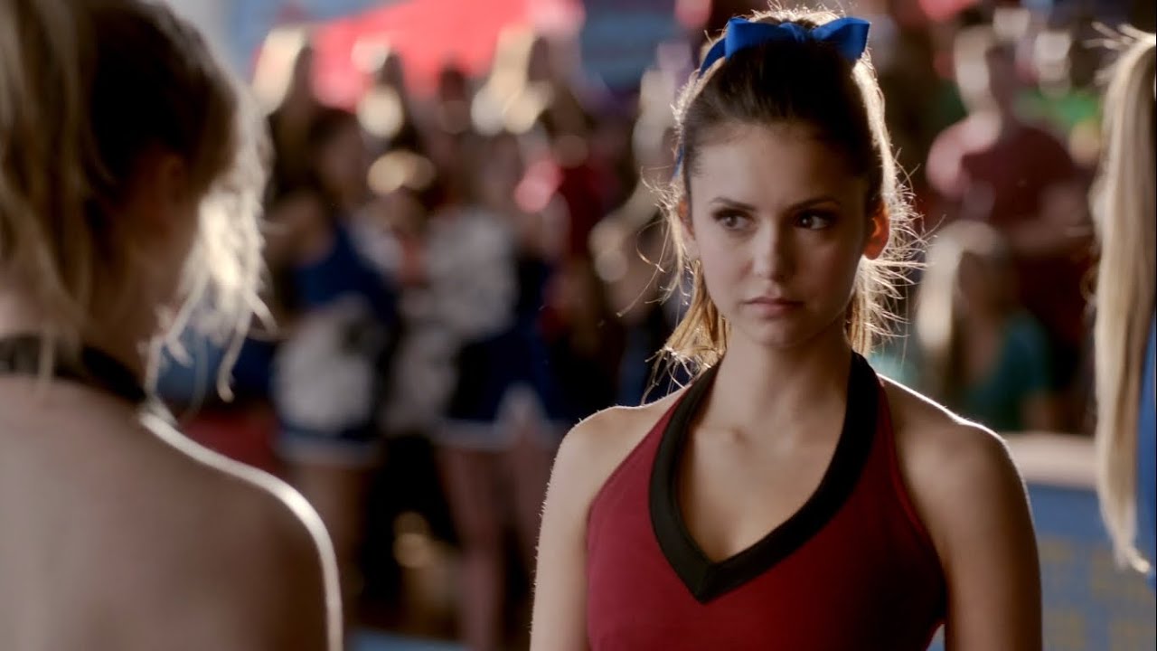 TVD 4x16 - The sire bond isn't working, Elena fed on a girl even though Damon told her not to | HD