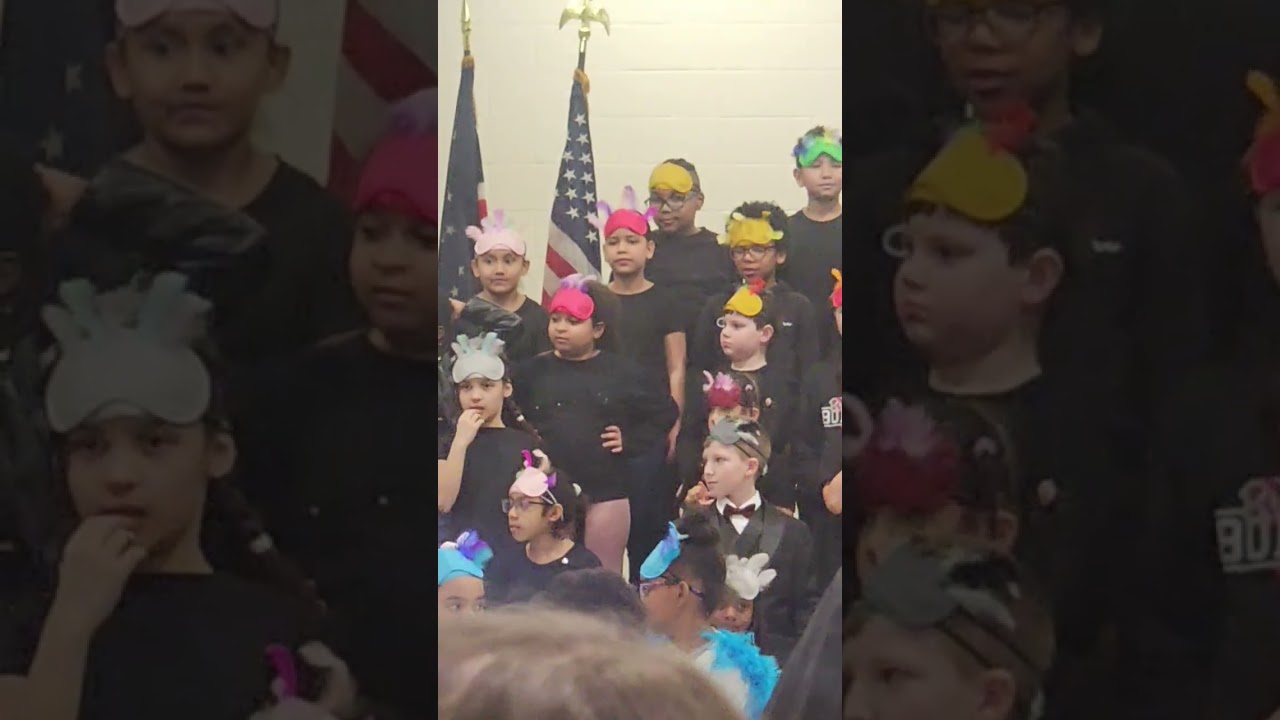 9 yearold Laniya doing a great job singing in her 3rd grade recital 