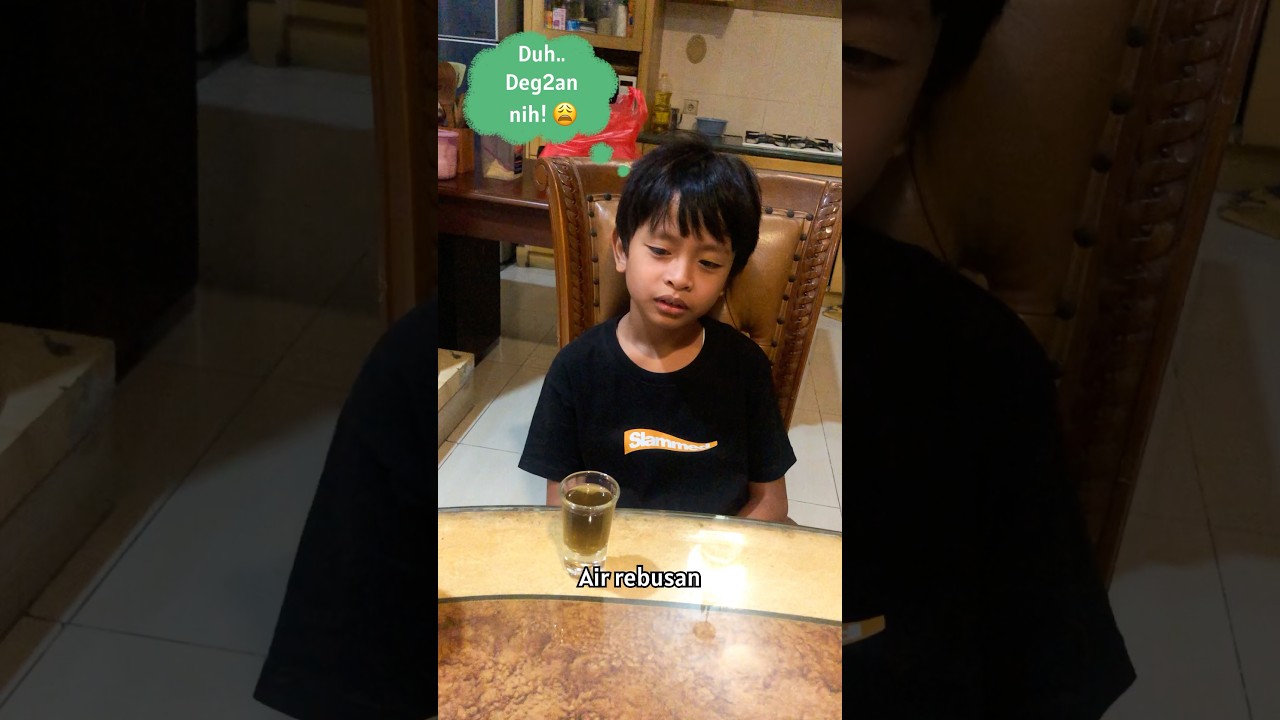 Minum RAMUAN PAiit..!🤢🤮