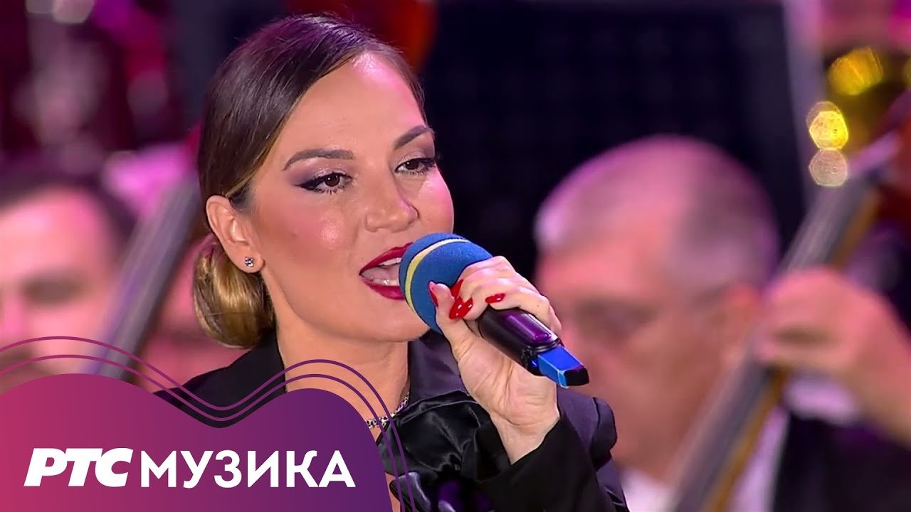 Jelena Tomašević & Simfonijski orkestar i Big Band RTS - Un ano de amor | Tašmajdan 2024 (Live)