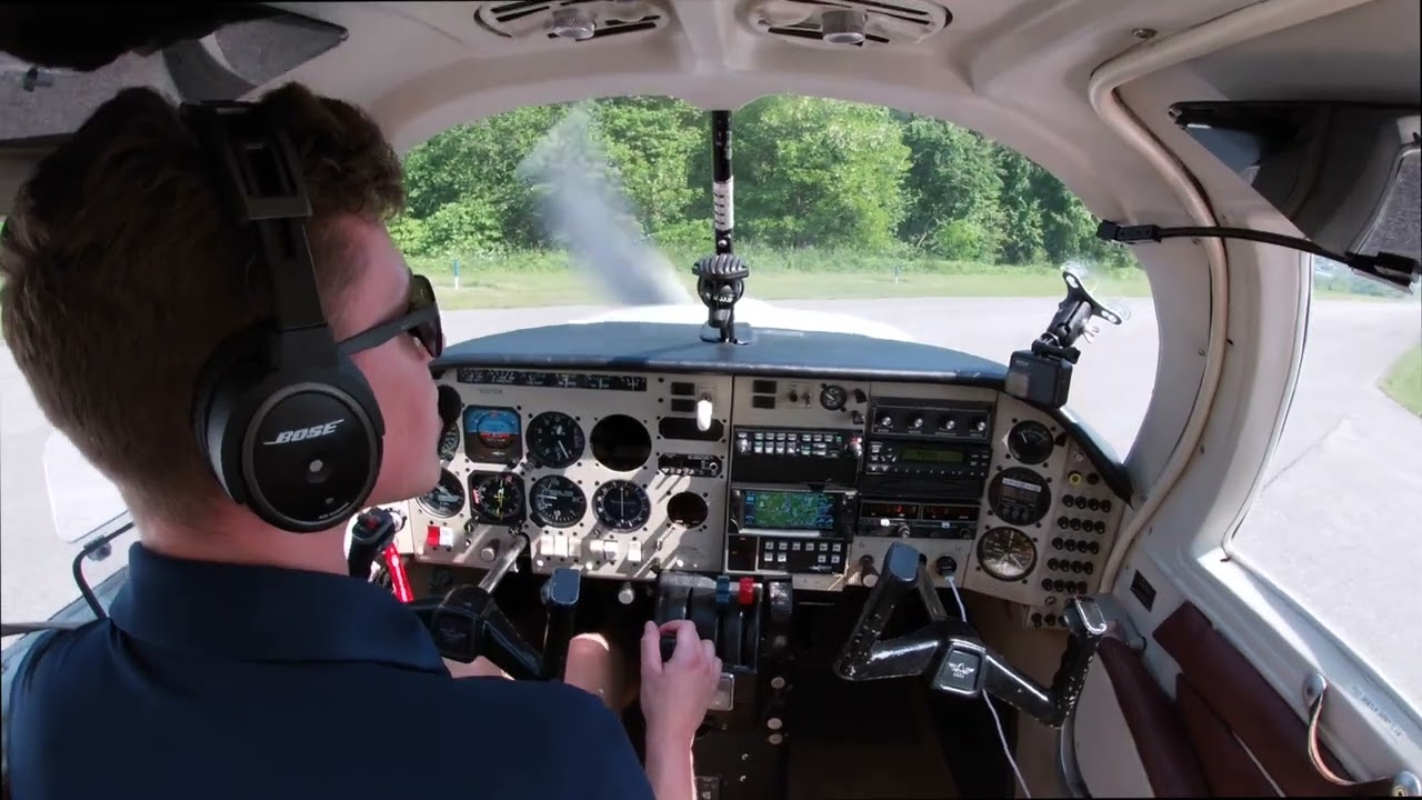 Short Field Landing In Mooney M20J | Panel View