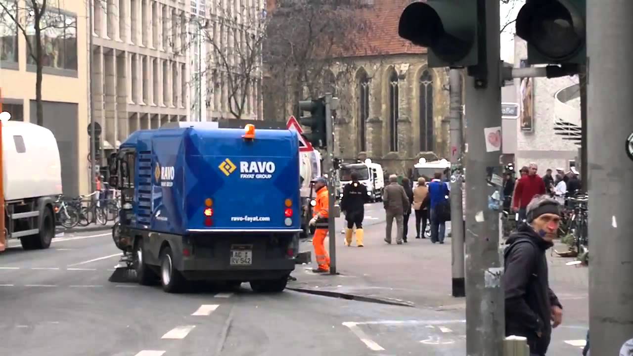 Balayeuses / Street Sweeper, Kehrmaschine, Veegauto, Sopmaskin, Balai de Rue, Barredora, Feiebil