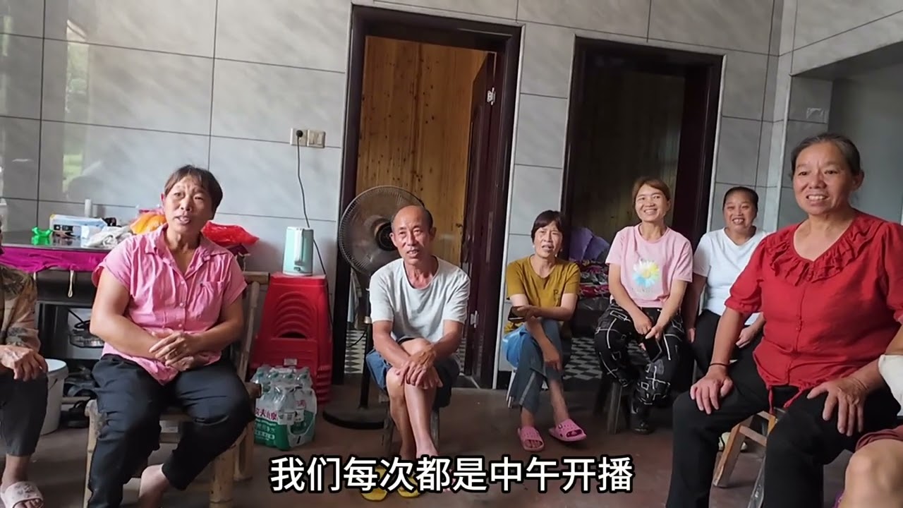 越南媳妇在中国：一早带三妹去大山里 三小时帮助农户销售6000千斤黄桃